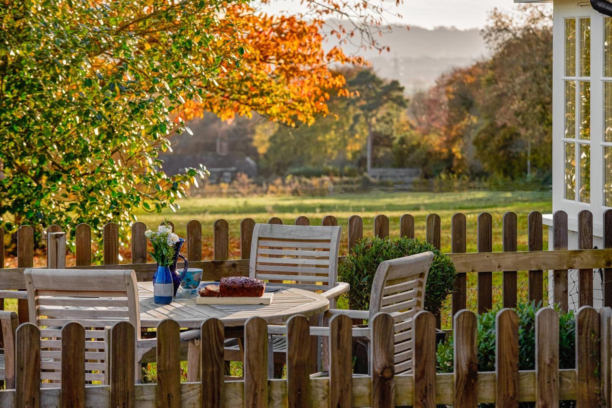 Appartement Garden Flat Near Goodwood With Stunning Views à Petersfield Extérieur photo