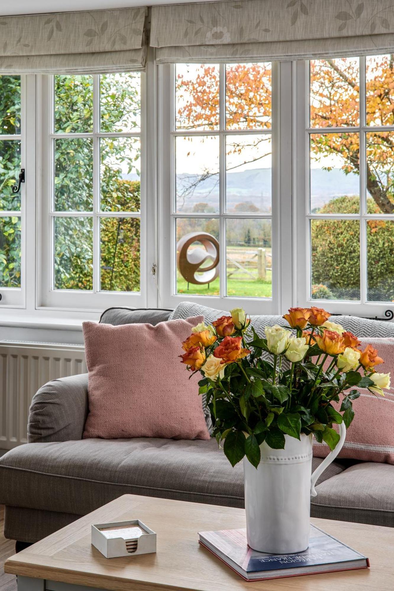 Appartement Garden Flat Near Goodwood With Stunning Views à Petersfield Extérieur photo